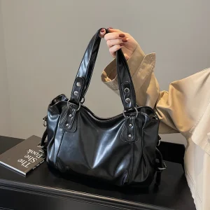 1 Piece Women's Pure Color Pu Retro Large Capacity Shoulder Tote Bag