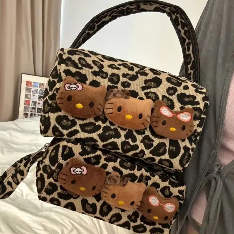 High Beauty Hello Kitty Plush Black Handbag Makeup Bag Womens Large Capacity Travel Handbag Skincare Cosmetics Portable Commuter - Image 3