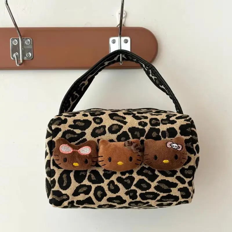 High Beauty Hello Kitty Plush Black Handbag Makeup Bag Womens Large Capacity Travel Handbag Skincare Cosmetics Portable Commuter - Image 5